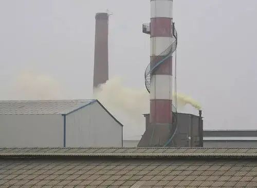 陶瓷廠廢氣惡臭讓人苦不堪言，Dejing的凈?除臭劑幫助企業達標排放！.jpg